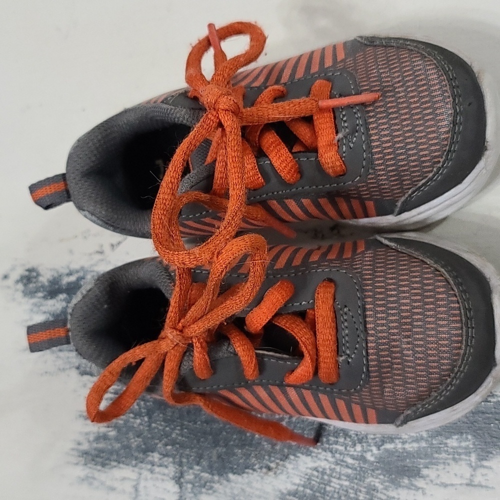 Toddler Boys Light-Up Sneakers Shoes Gray Orange Laces Unbranded Sz 6 GUC READ